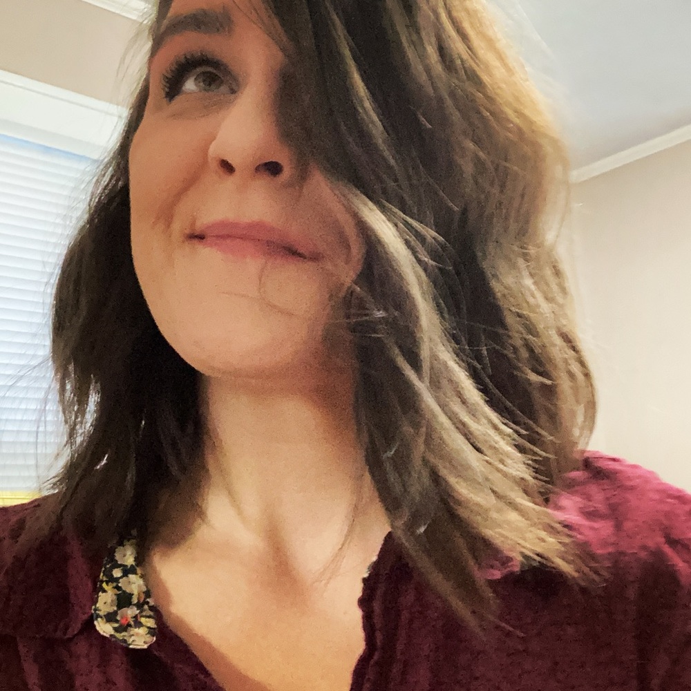 Meet your Posher, Angela